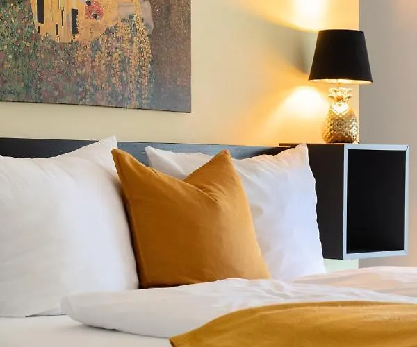 Pineapple - Zwinger Iii - 86qm - 1x Free Parking 드레스덴